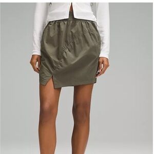 NWT Lululemon Skirt High Rise ruched mini army green M